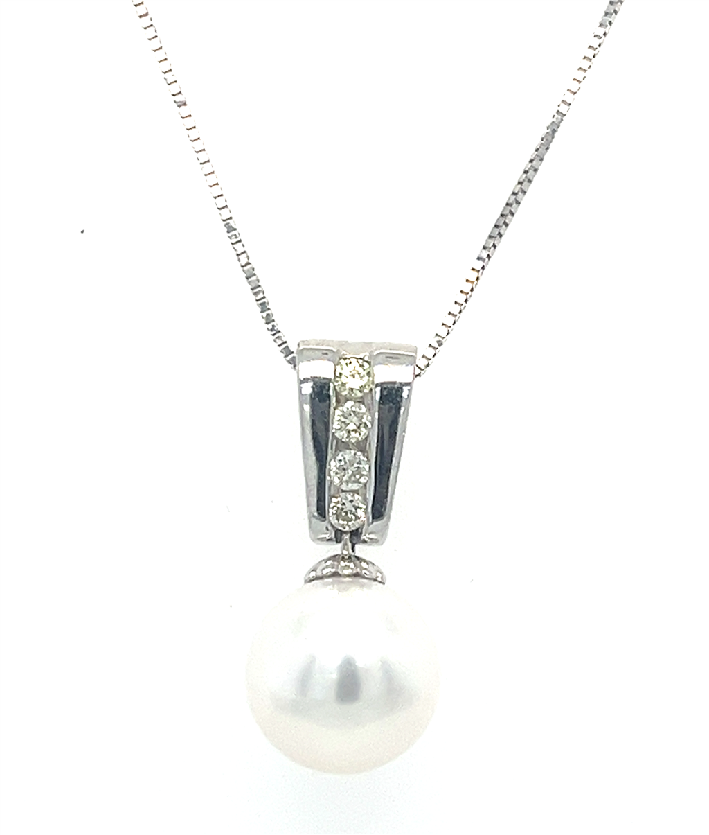 Pearl Necklace