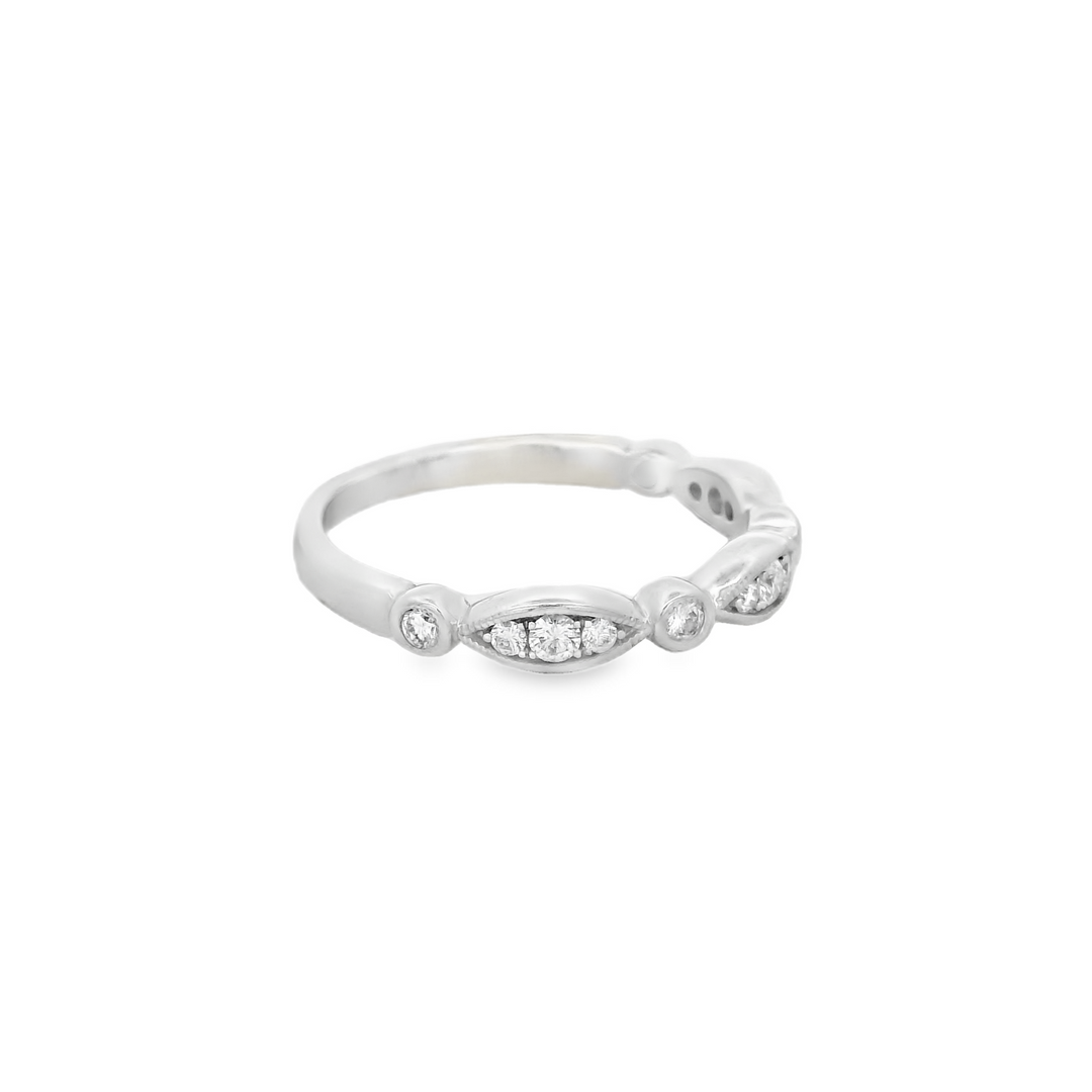Estate Ladies Bands