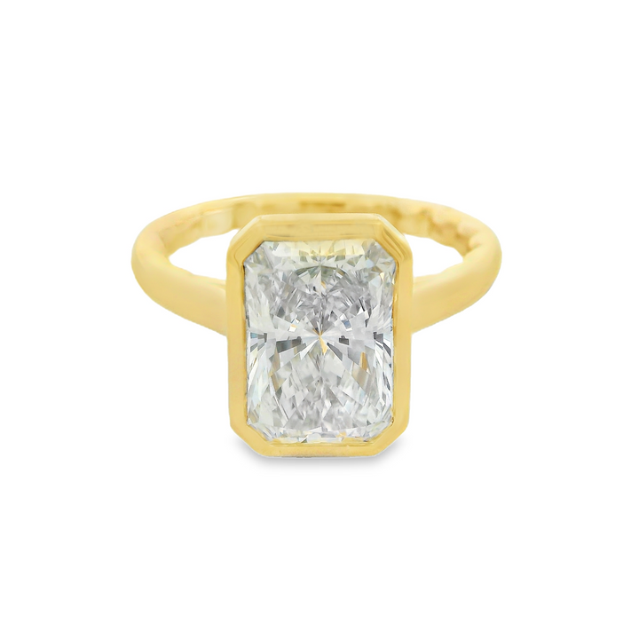 Lab Grown Diamond Engagement Ring