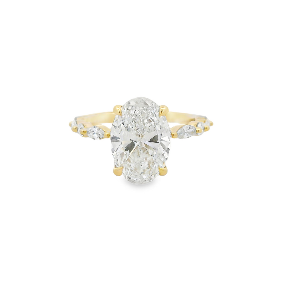 Lab Grown Diamond Engagement Ring
