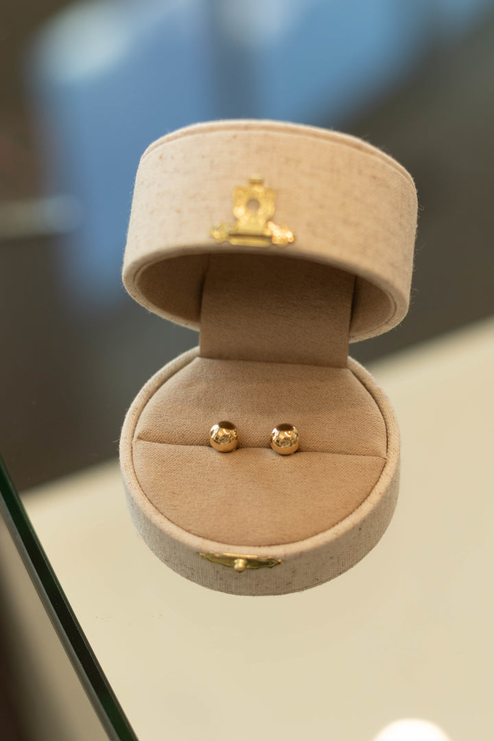 Estate Gold Fashion