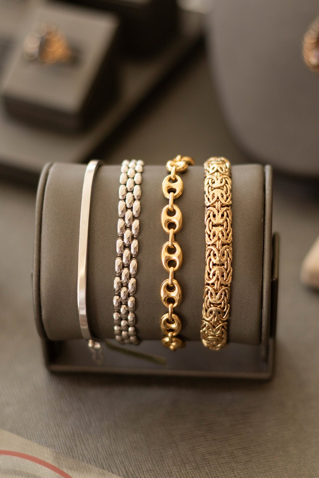 Estate Gold Fashion