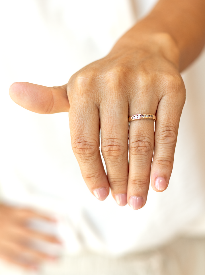 Estate Ladies Bands