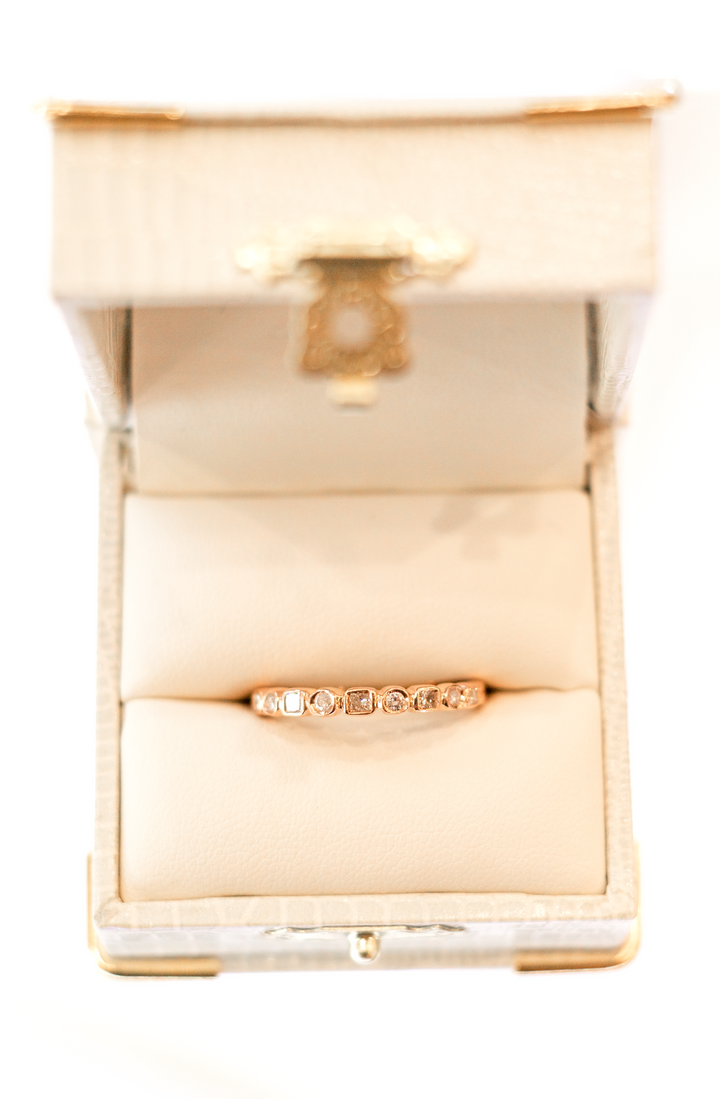 Estate Ladies Bands