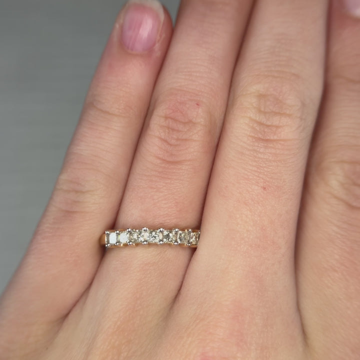 Estate Ladies Bands